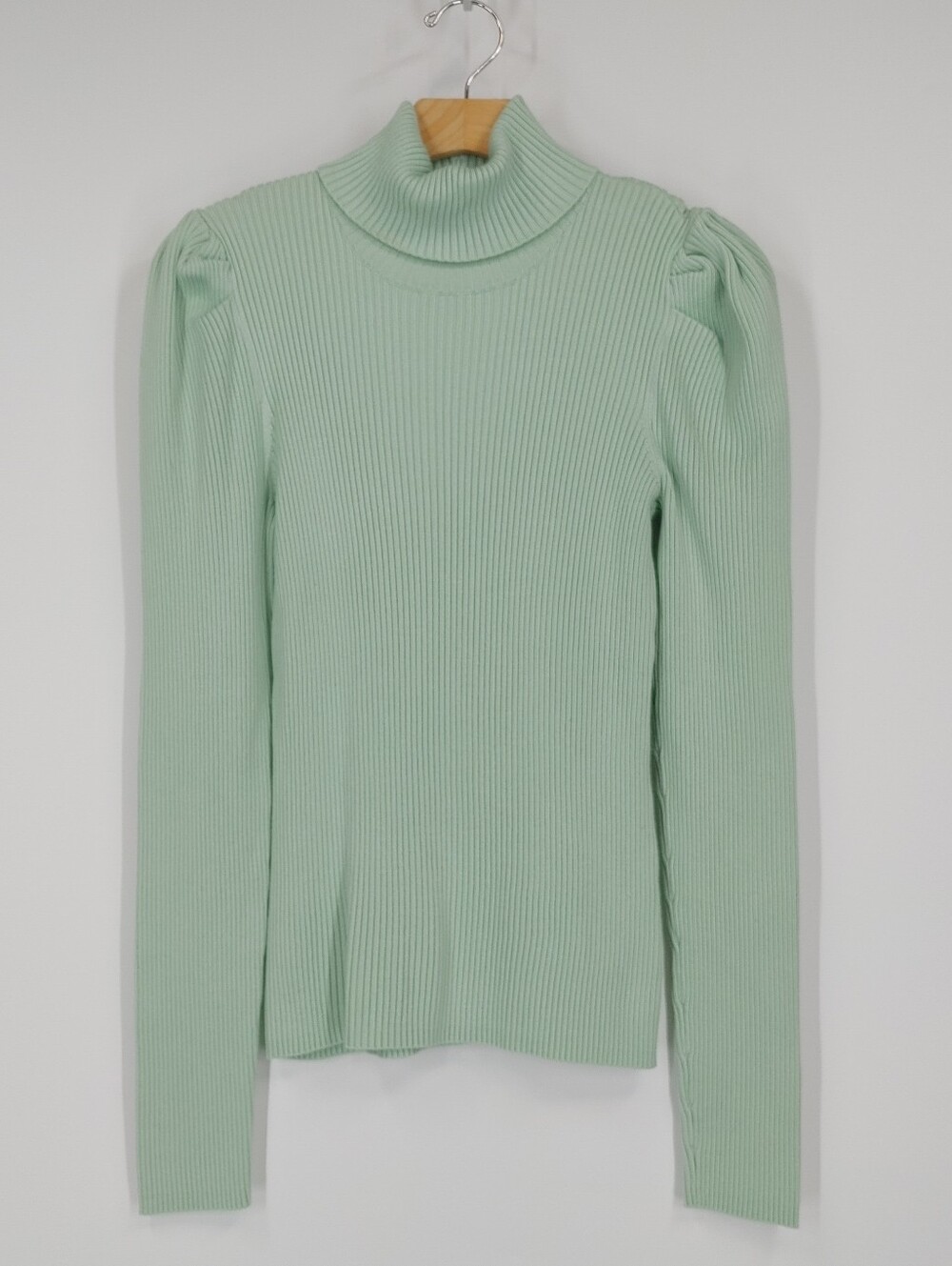 525 America Ribbed Puff Shoulder Sweater